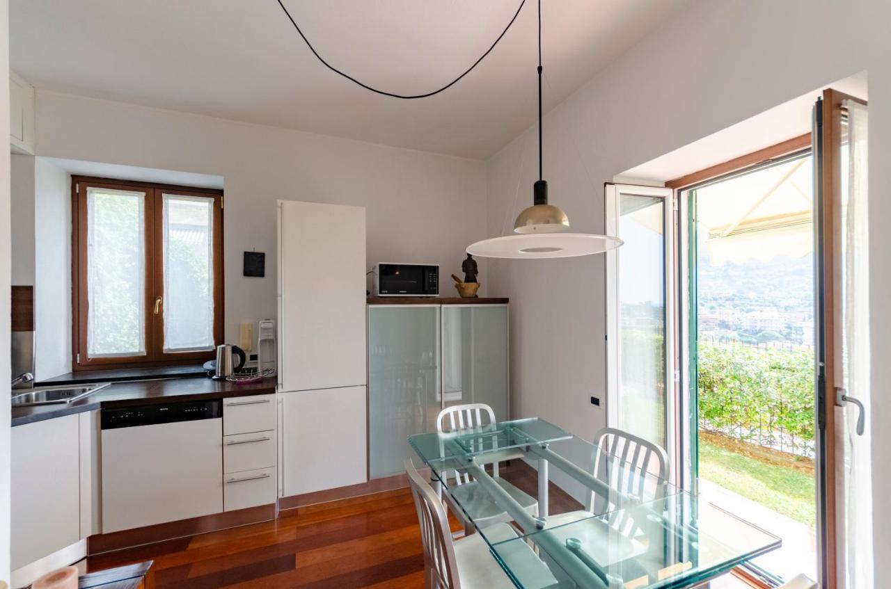 Joivy Inviting Flat With Garden And Sea View In Rapallo Exterior photo