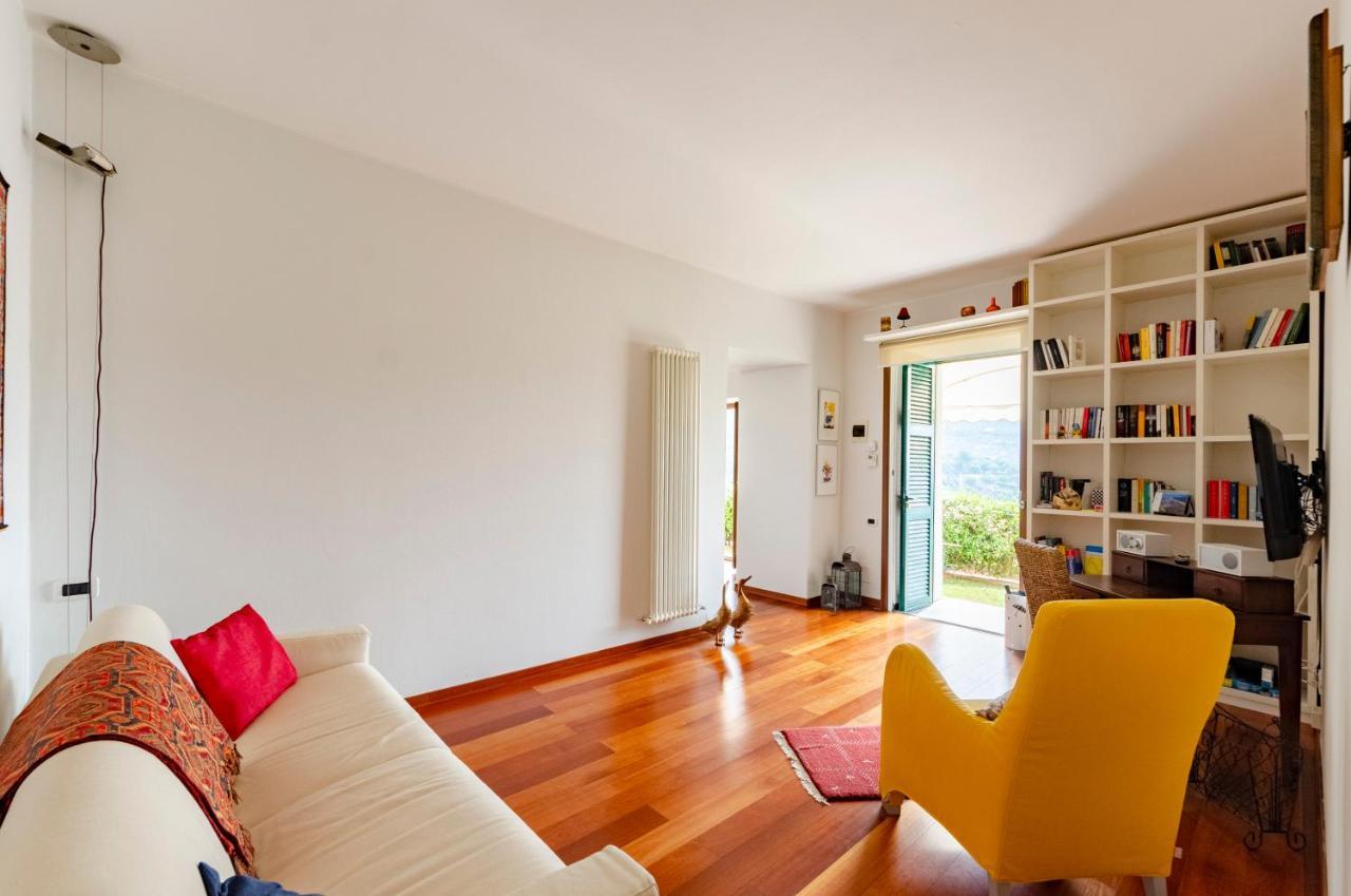 Joivy Inviting Flat With Garden And Sea View In Rapallo Exterior photo