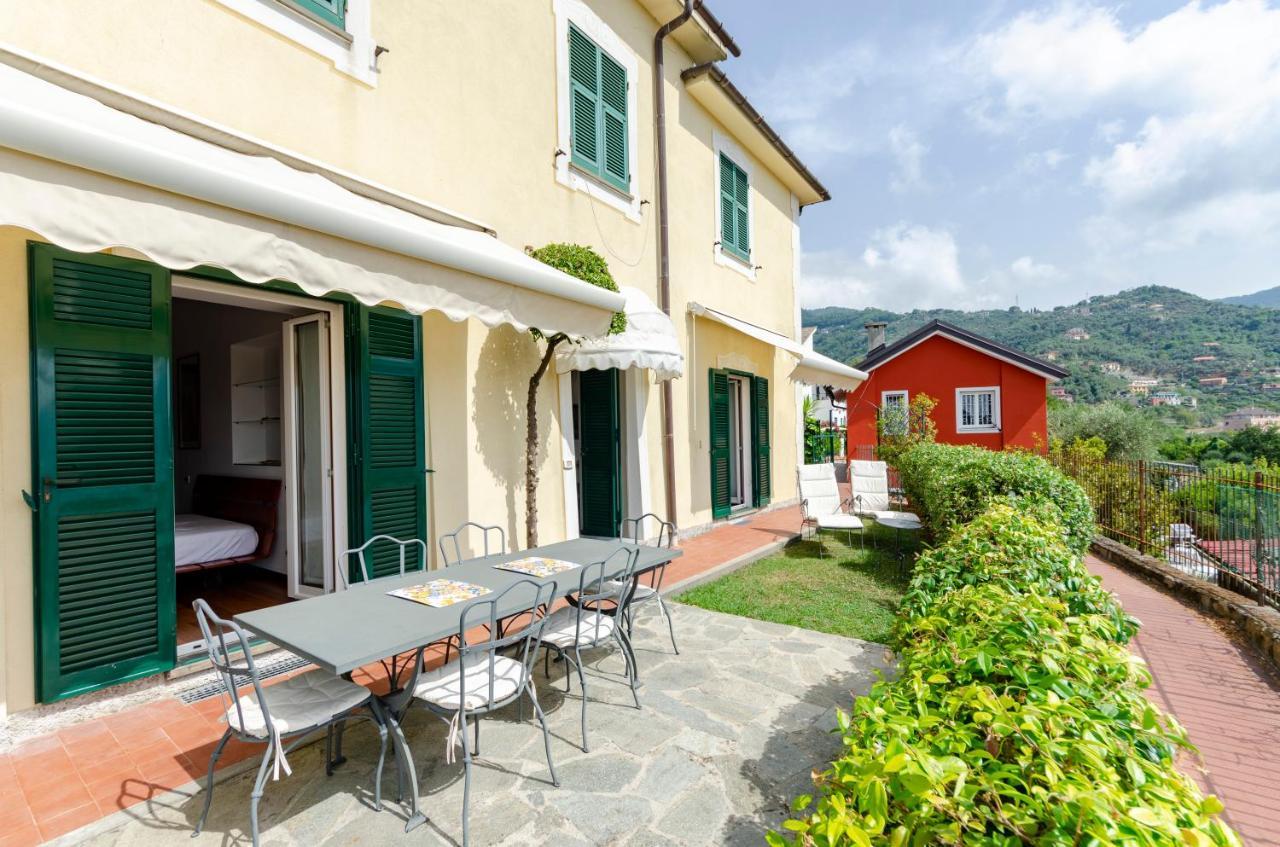 Joivy Inviting Flat With Garden And Sea View In Rapallo Exterior photo
