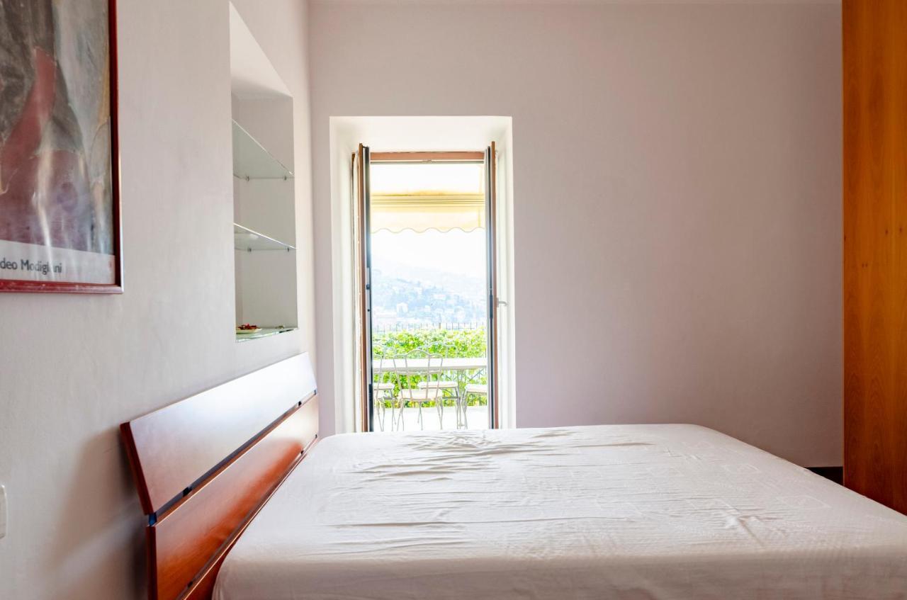 Joivy Inviting Flat With Garden And Sea View In Rapallo Exterior photo